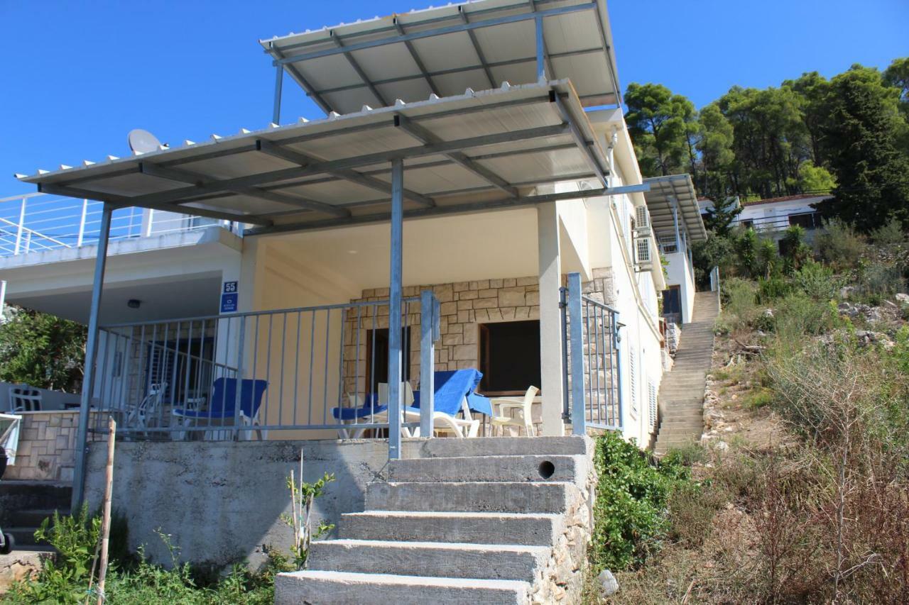 Apartments Andrea Vela Luka Eksteriør billede