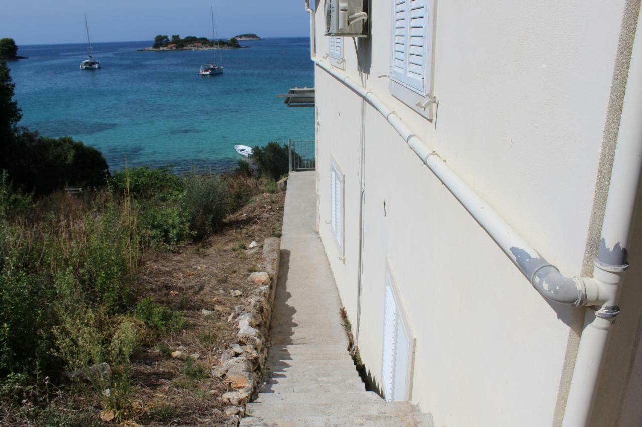 Apartments Andrea Vela Luka Eksteriør billede